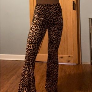 Cheetah Flare Leggings
